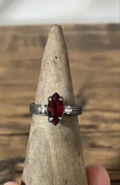 【イチオシ品！】英国 ビンテージ 合成ルビー リング 925 鑑定書あり イチオシ品！】英国 ビンテージ 合成ルビー リング 925 鑑定書あり