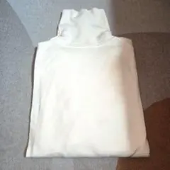 ユニクロ カシミヤタートルネックセーター UNIQLO