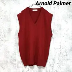 【アーノルドパーマー】ウール Ｖネックニットベスト 赤 ワンポイント シンプル