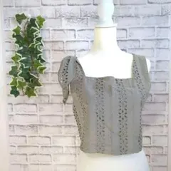 ✨新品✨【ZARA】ザラ　レディース　トップス　S　カーキ　春夏