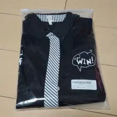 ネクタイ付きワイシャツ