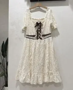 axes femme アクシーズ　レースミニワンピース　編み上げ　フレアスカート