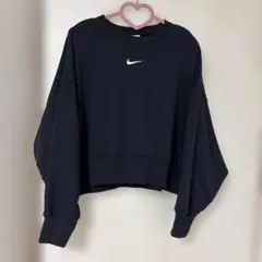 ナイキ スポーツウェア トレーナー　ブラック