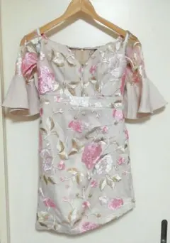 デイジーストア　オフショル　花柄レース　キャバドレス　キャバワンピース