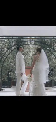 ホワイトウェディングベール フリル付き