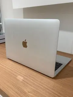 【Apple】 MacBook Air 2020年式 Corei3