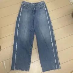 お値下けご相談ください！ AZUL BY MOUSSY デニムパンツ Mサイズのサムネイル