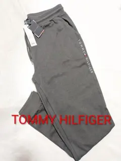 本日限定最終処分【新品SALE】 トミーヒルフィガー TOMMYスウェット　Ｌ