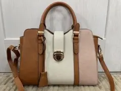 美品　Clelia トリコロール ショルダーバッグ　送料込　クレリア　匿名のサムネイル