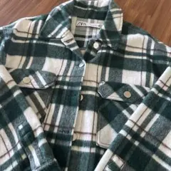 ZARA 緑と白のチェック柄ジャケット