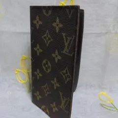 LOUIS VUITTON ルイヴィトン　手帳カバー　ブックカバー　モノグラム