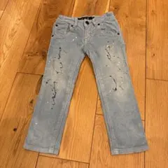 Item thumbnail for item b5ce1a2b-f0d5-4cac-9c13-ccb1c39320c3