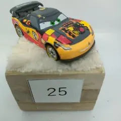 25 カーズ　トミカ　ミゲル　カミーノ　カーボンレーサータイプ