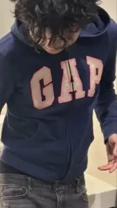 ☆希少 GAP ジップアップパーカー ネイビー