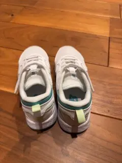 New Balance スニーカー ホワイト