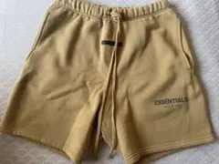 希少カラー‼️ESSENTIALS ハーフパンツのサムネイル