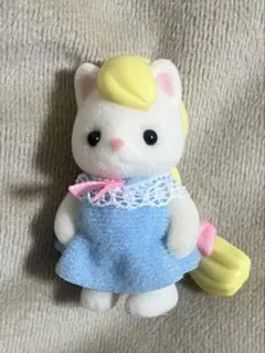 シルバニア　赤ちゃん　おしゃれヘアシリーズ　シルクネコ