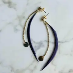 羽根ピアス パープル