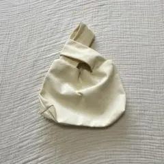 アイボリー キャンバス ハンドバッグ