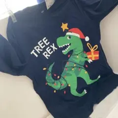 未使用品　恐竜デザイン長袖カットソー 135/140