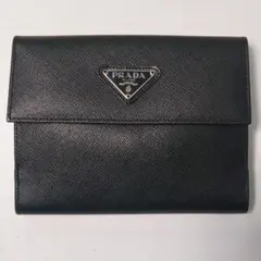 新品　プラダ　サフィアーノ　三つ折り財布　黒　PRADA