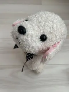 ここ逆立ちして　犬のぬいぐるみ ホワイト