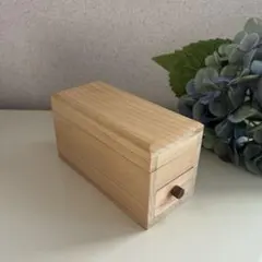 Item thumbnail for item 16034237-7b76-45de-8cef-24f7f707eef4