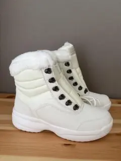 Item thumbnail for item bf4abe63-9df9-4584-8a25-d1b7a75c695e