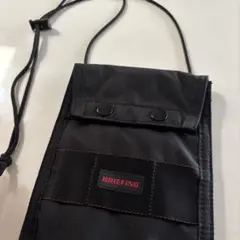 美品　BRIEFING(ブリーフィング) サコッシュ　パスポートケース　ブラックのサムネイル