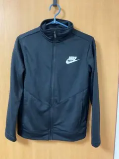 NIKE ナイキ　ジャージ　スウェット　上着　キッズ　M 140 150 長袖
