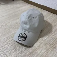 ベージュ キャップ