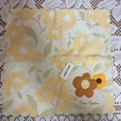 新品未使用 pierre cardin タオルハンカチ 花柄 イエローのサムネイル