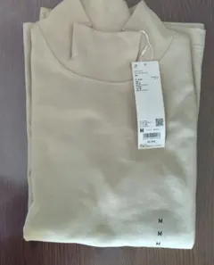 ユニクロ　ブラッシュドモックネック Tシャツ