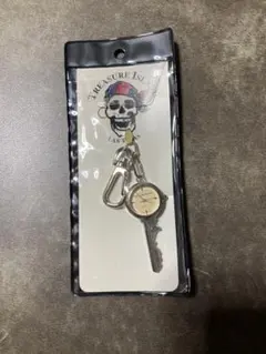 鍵型時計キーホルダー　ラスベガスのホテルTREASURE ISLAND モチーフ
