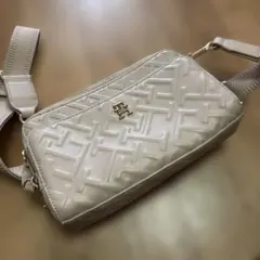 TOMMY HILFIGER ショルダーバッグのサムネイル