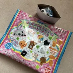 サンエックスユニバースチャームつきグミ♡たれぱんだ