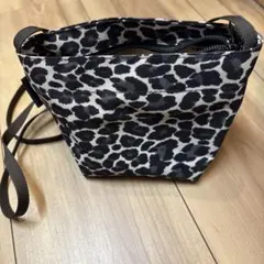 希少☆エルベシャプリエ　ショルダーバッグ　パンサーブラン　ナイロン　スクエア エルベシャプリエ Herve Chapelier 1754FJQ(ナイロンスクエア