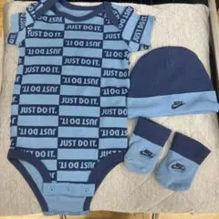 NIKE ベビー服 3点セット 0-6M 50-68cmのサムネイル