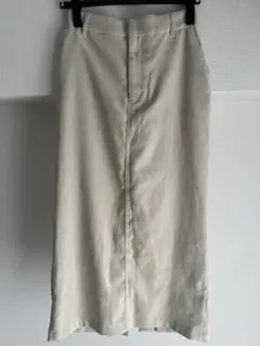 ベージュ タイトスカートのサムネイル
