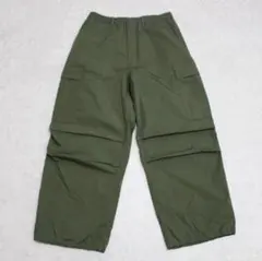 【極美品】Lサイズ　GU　ジーユー　スーパーワイドカーゴパンツ
