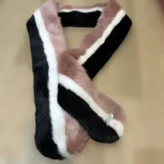 moilloi ファー マフラー ピンク 黒 白 ピンク　ボーダー