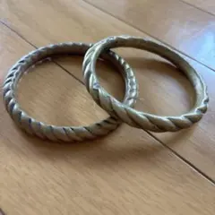 ゴールド ツイストデザイン バングル 2個セット