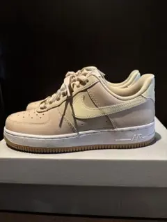 【美品】Nike Air Force 1 ベージュ 23㎝