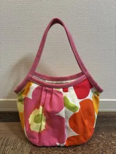 極美　花柄トートバッグ　キャンバストートバッグ　マリメッコ好きな方♪