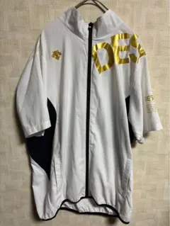 DESCENTE ジップアップジャケット M ホワイト/ブラック