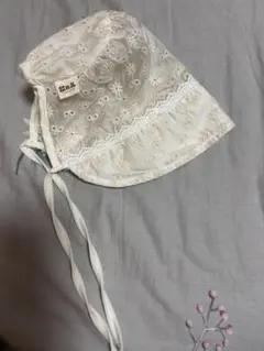アイボリー 刺繍入り ベビー帽子