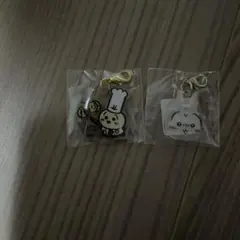 ちいかわレストラン　うさぎ　アクリルチャーム　ガチャガチャ　2点セット