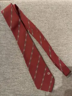 GUCCI 赤 シルク ネクタイ チェーンパターン
