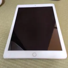 Apple iPad 第6世代 32GB WiFiモデル