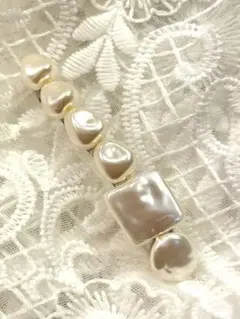 クリーム色のパールバレッタ